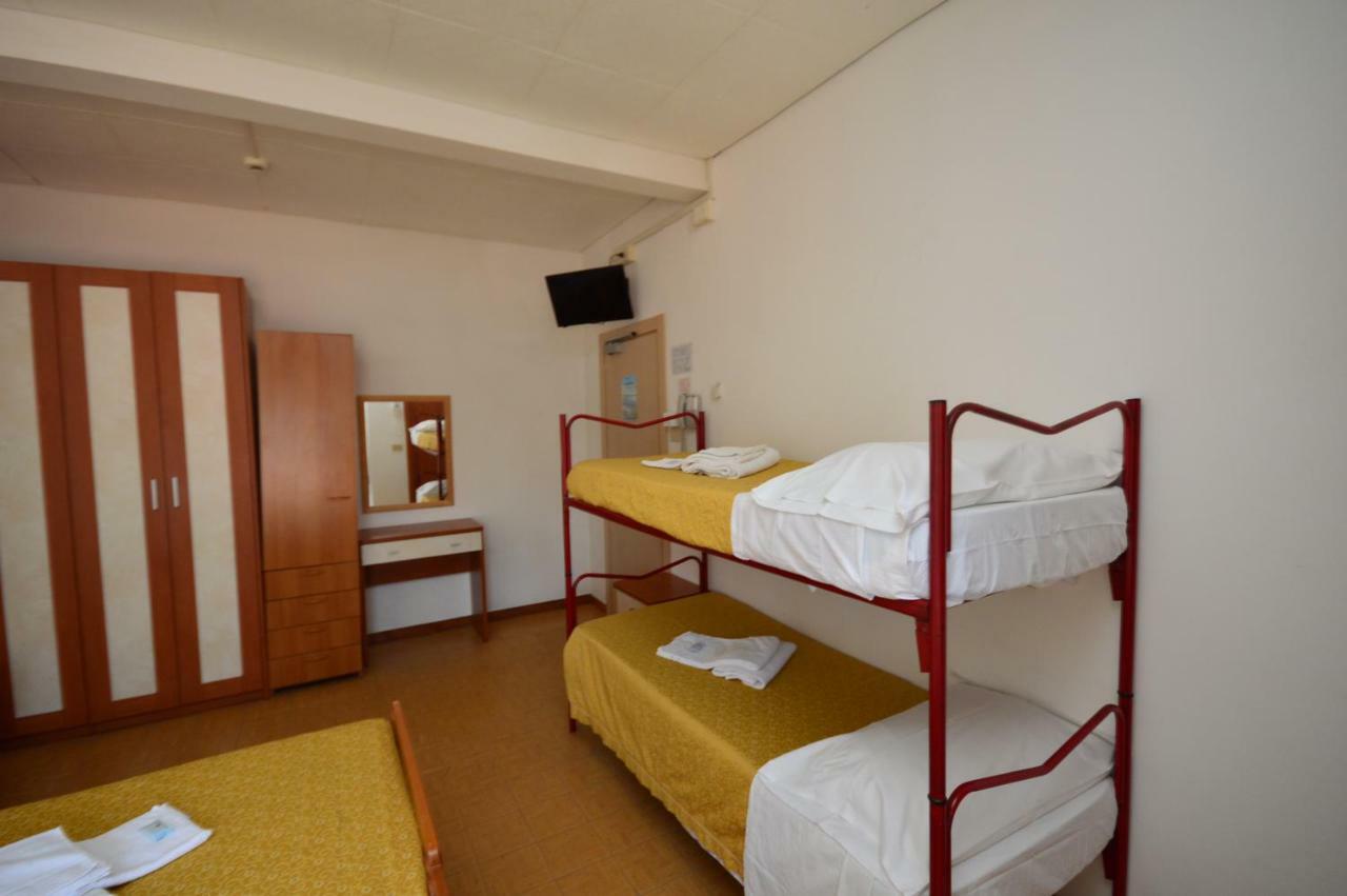Hotel Moroni Rimini Dış mekan fotoğraf